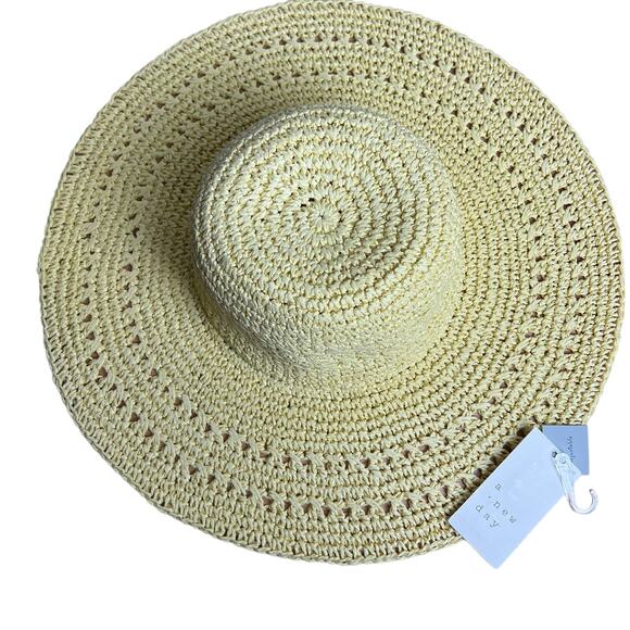 A New Day Women's Light Yellow Open Weave Straw Floppy Hat - NWT - Picture 1 of 5